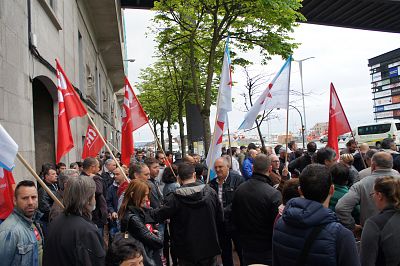 2016 05 24 ProtestaPrecariedadeLaboralInspeccionTraballoVigo04.JPG